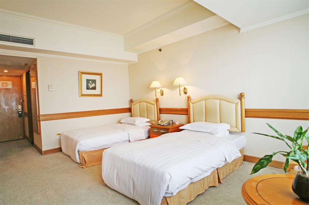 Guangzhou Hotel Peking  Buitenkant foto