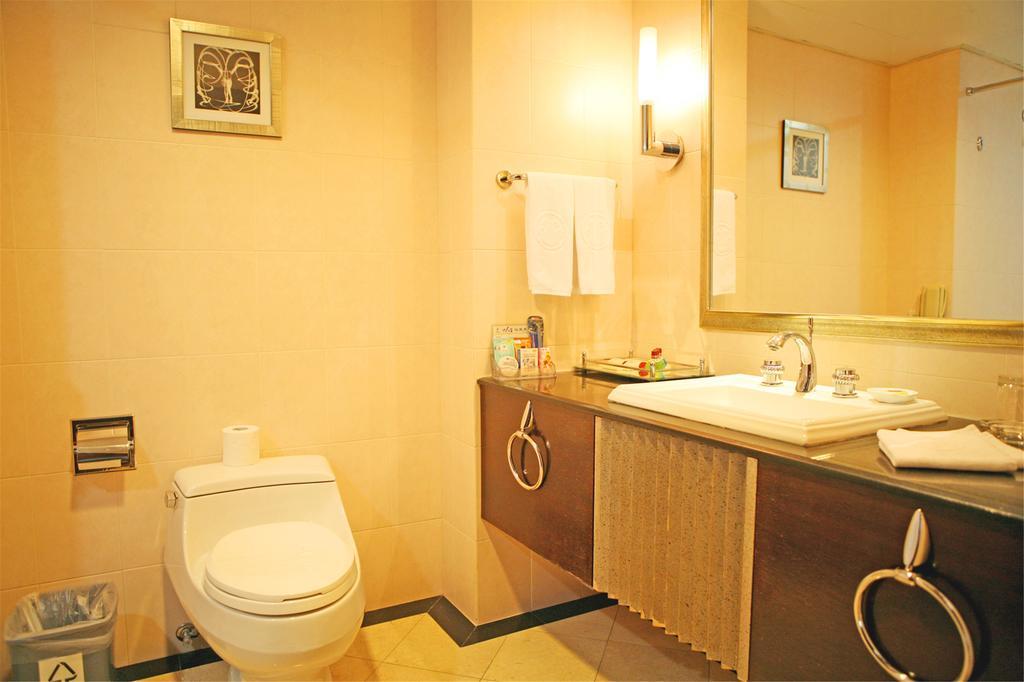 Guangzhou Hotel Peking  Kamer foto