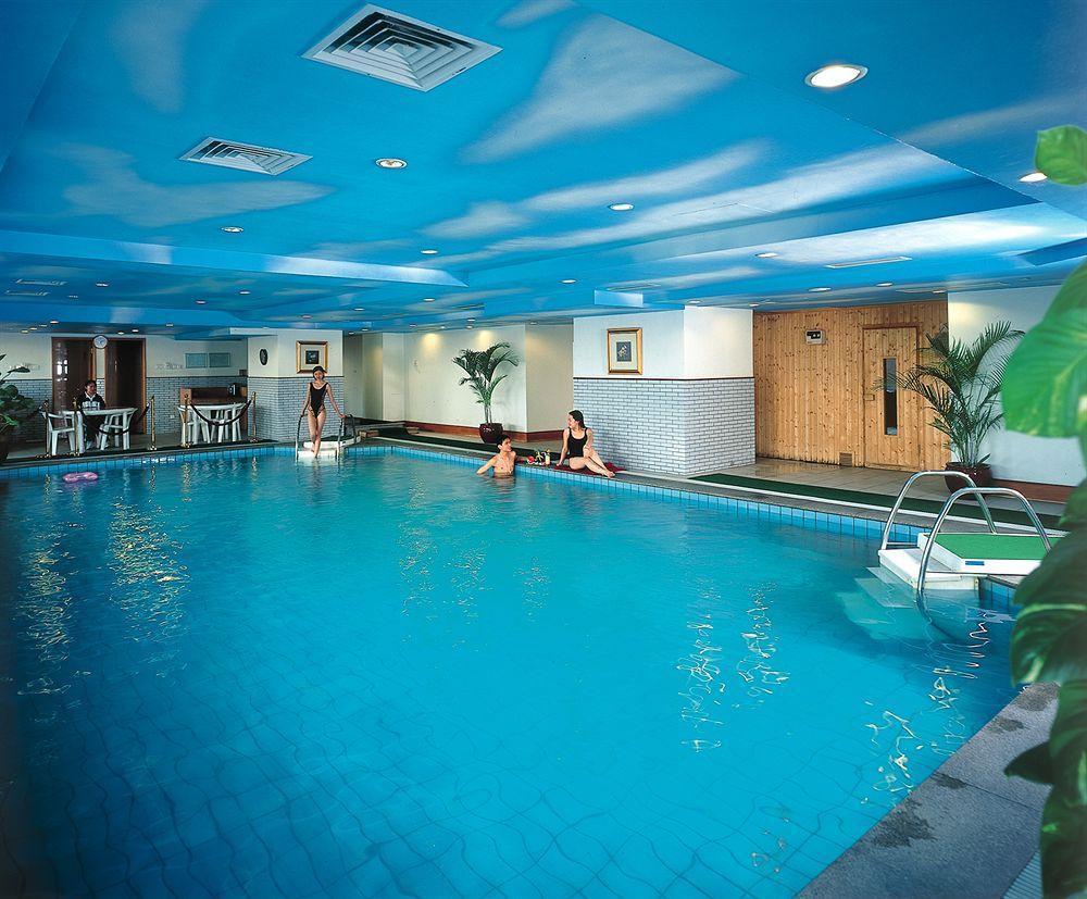 Guangzhou Hotel Peking  Buitenkant foto
