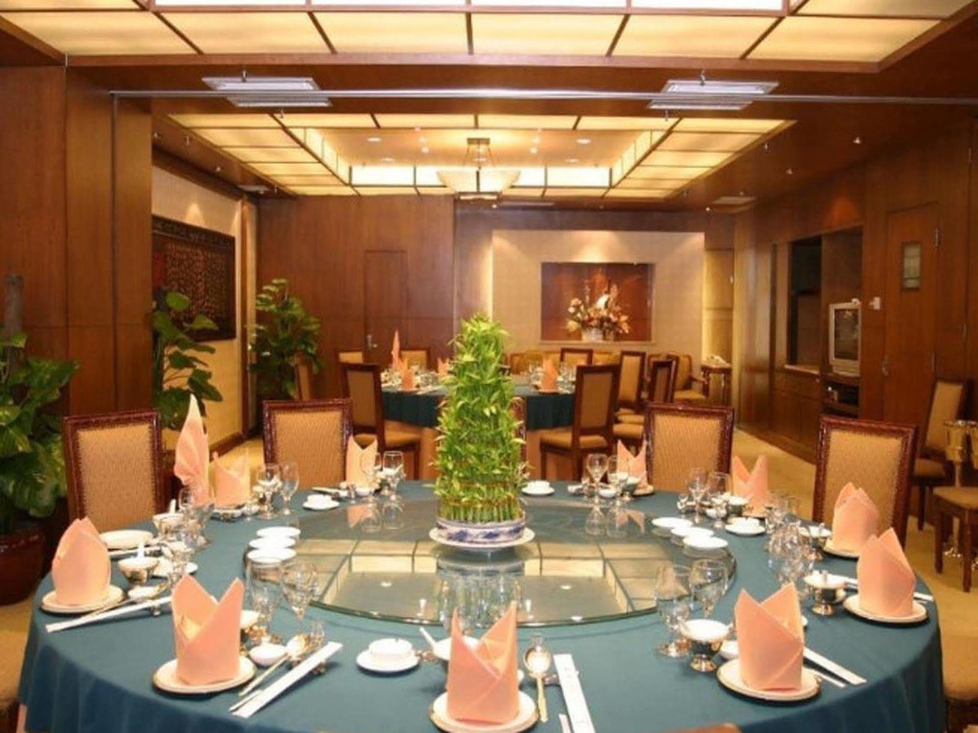Guangzhou Hotel Peking  Buitenkant foto
